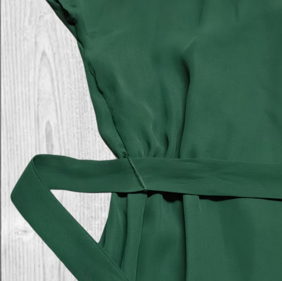 Green Dress with Ruffles - Picture 4 of 9